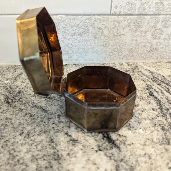 Vintage/Antique Small Brass/Metal Trinket Box - Picture 13 of 14